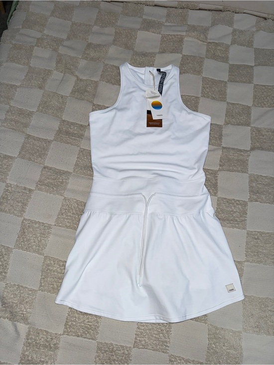 Vuori Dresses & Skirts - NWT Vuori Daily Tennis Dress size Small
